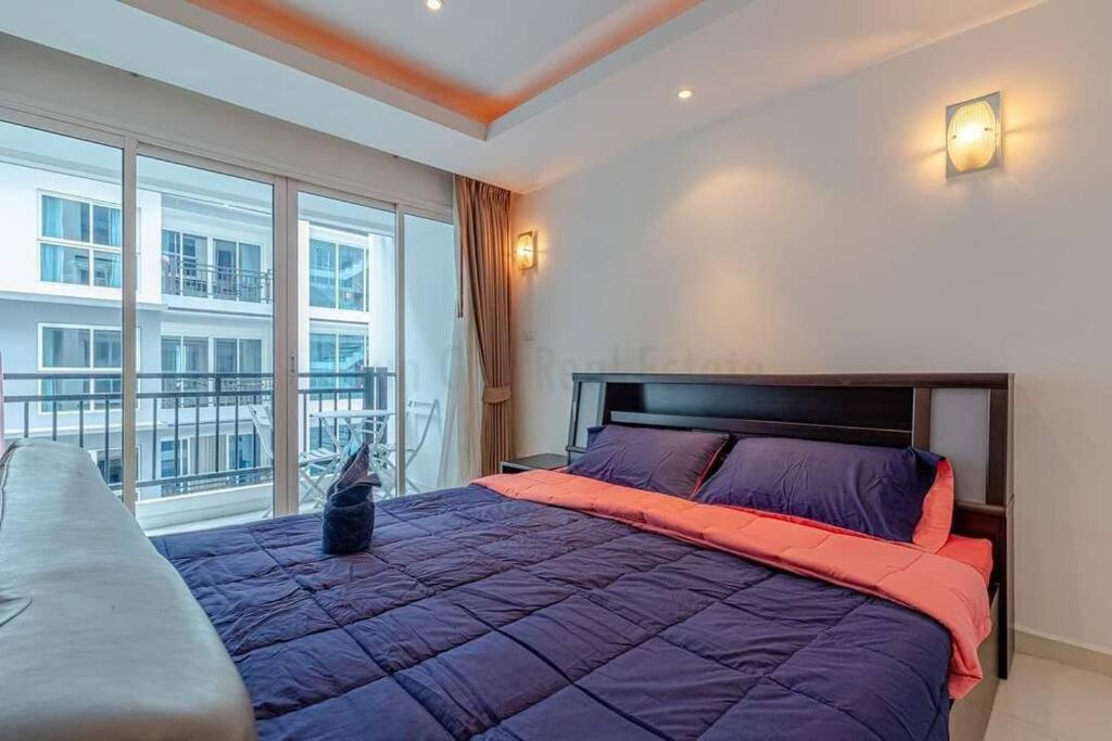 Avenue Residence C5 Pattaya Eksteriør billede